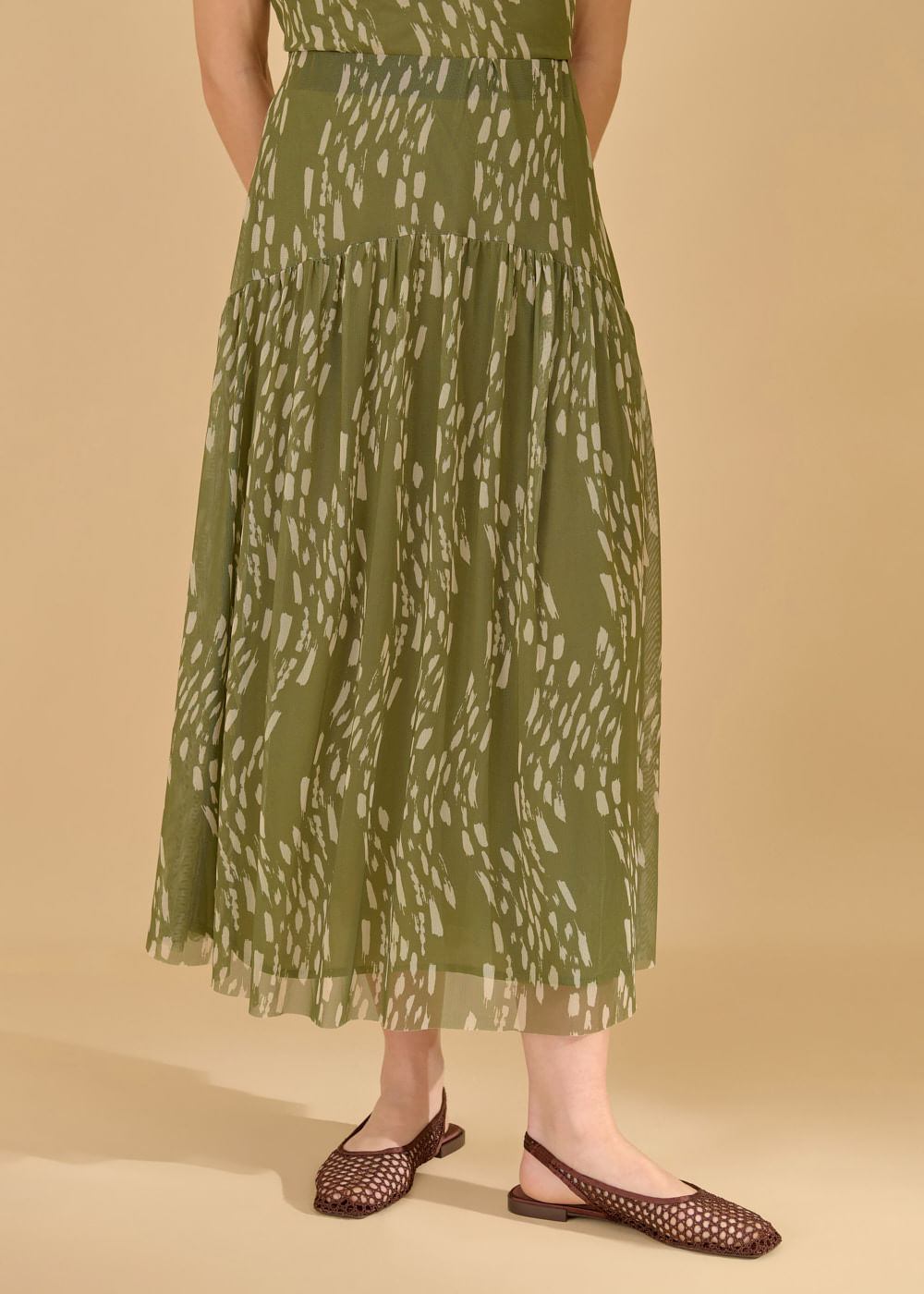 64.20.3601EST SAIA MIDI TULE ESTAMPA GREEN BRUSHES