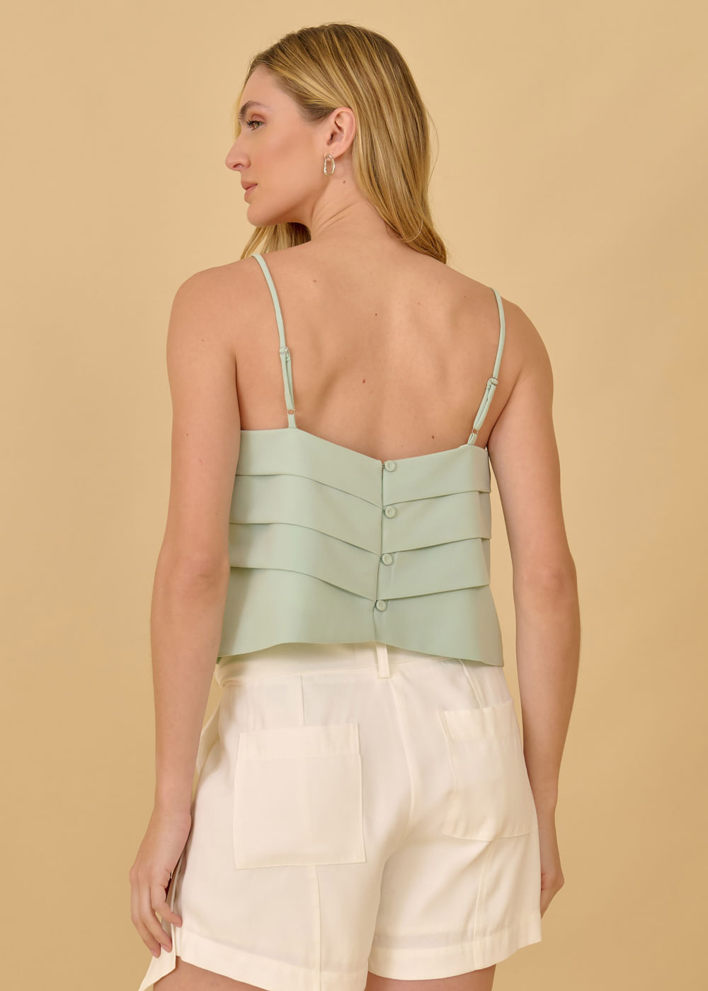 28.40.3618VEA REGATA ALFAIATARIA ABOTOAMENTO