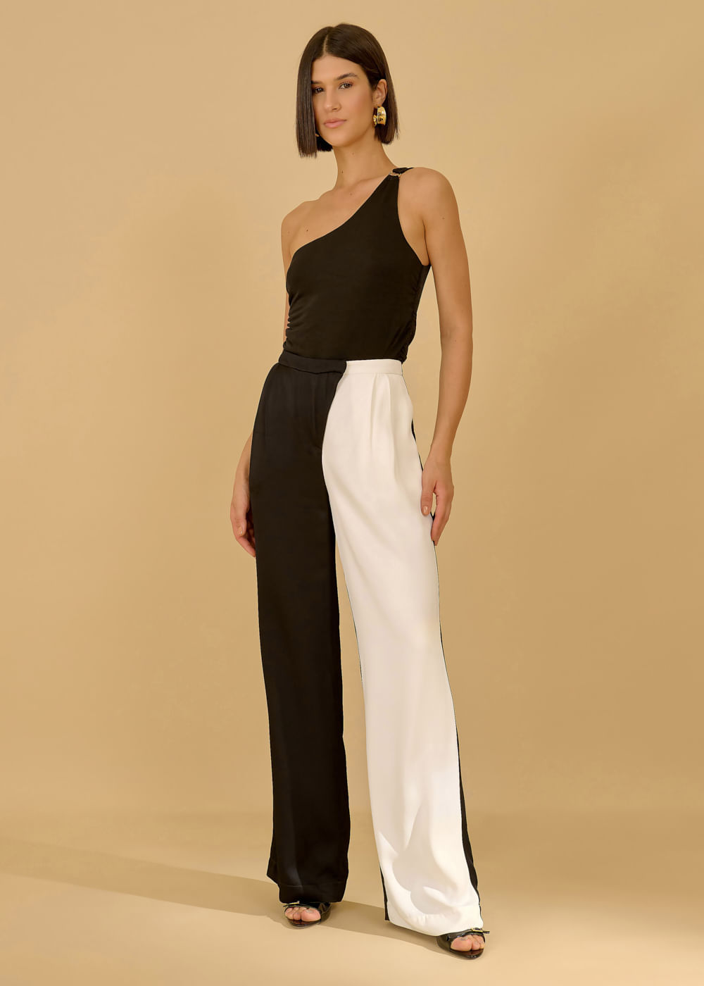 68.40.3609PTO REGATA OMBRO ÚNICO DE JERSEY