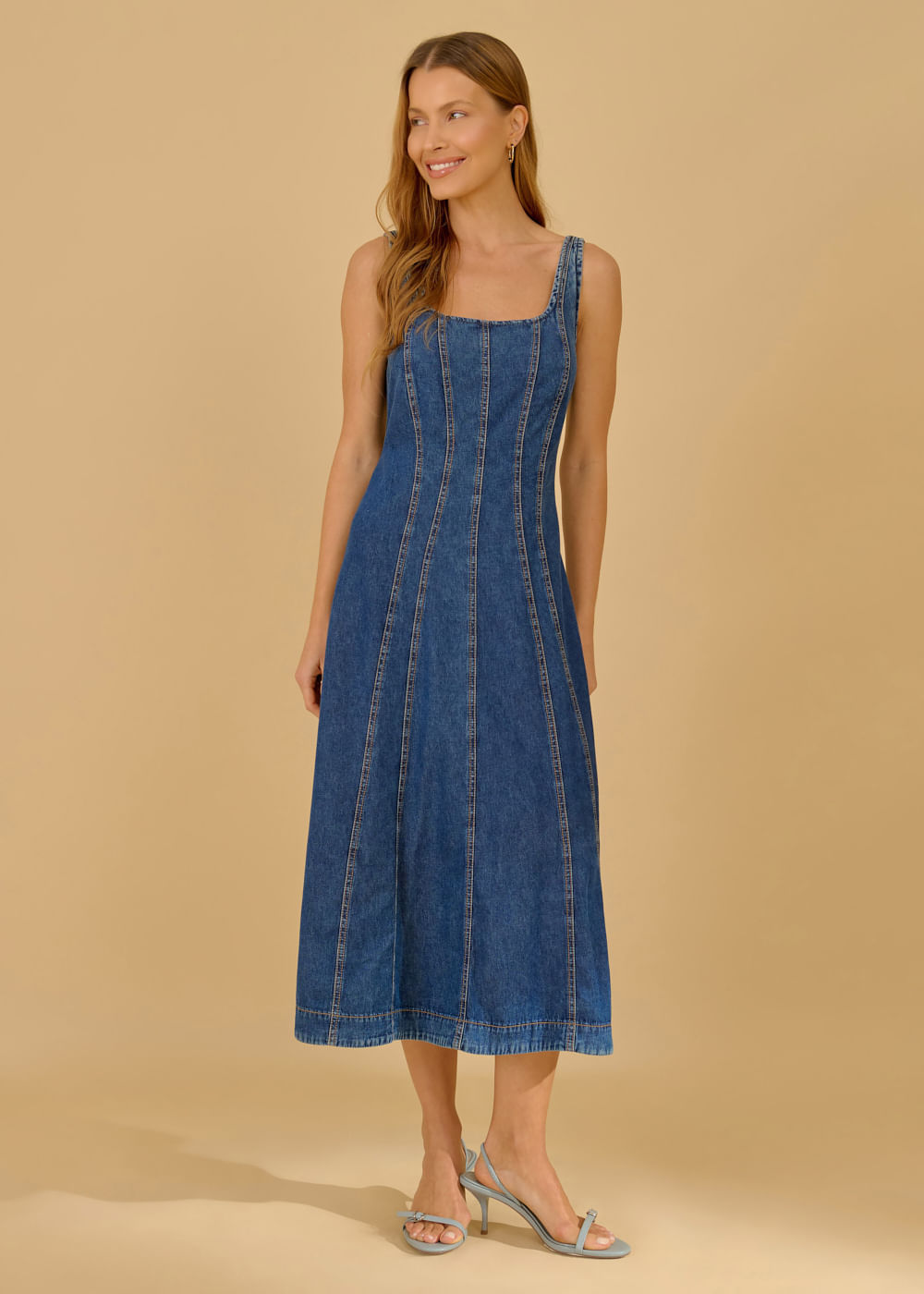 13.10.3601DES VESTIDO JEANS MIDI RECORTES