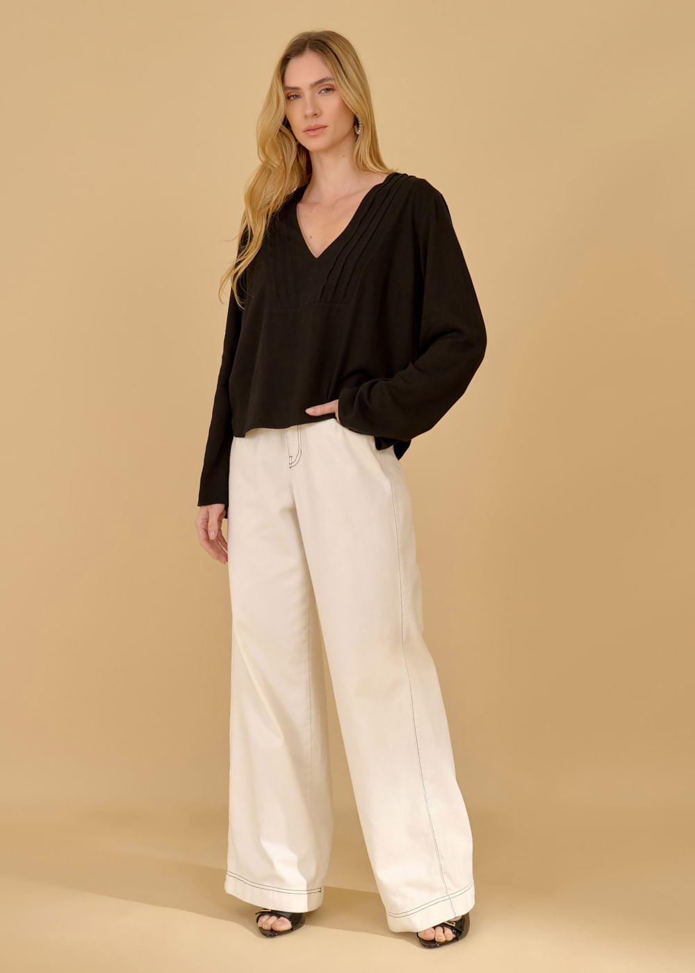 12.75.3602OFW CALÇA WIDE LEG SARJA PESPONTO CONTRASTE