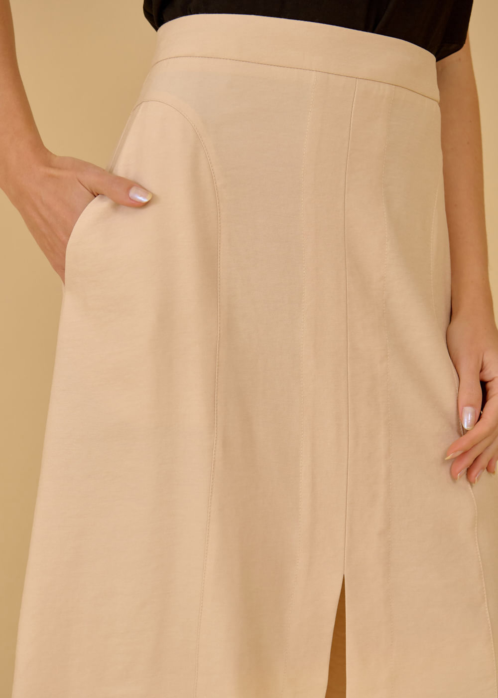 24.21.3603ARE SAIA MIDI BOLSOS EMBUTIDOS - HIGHLINE