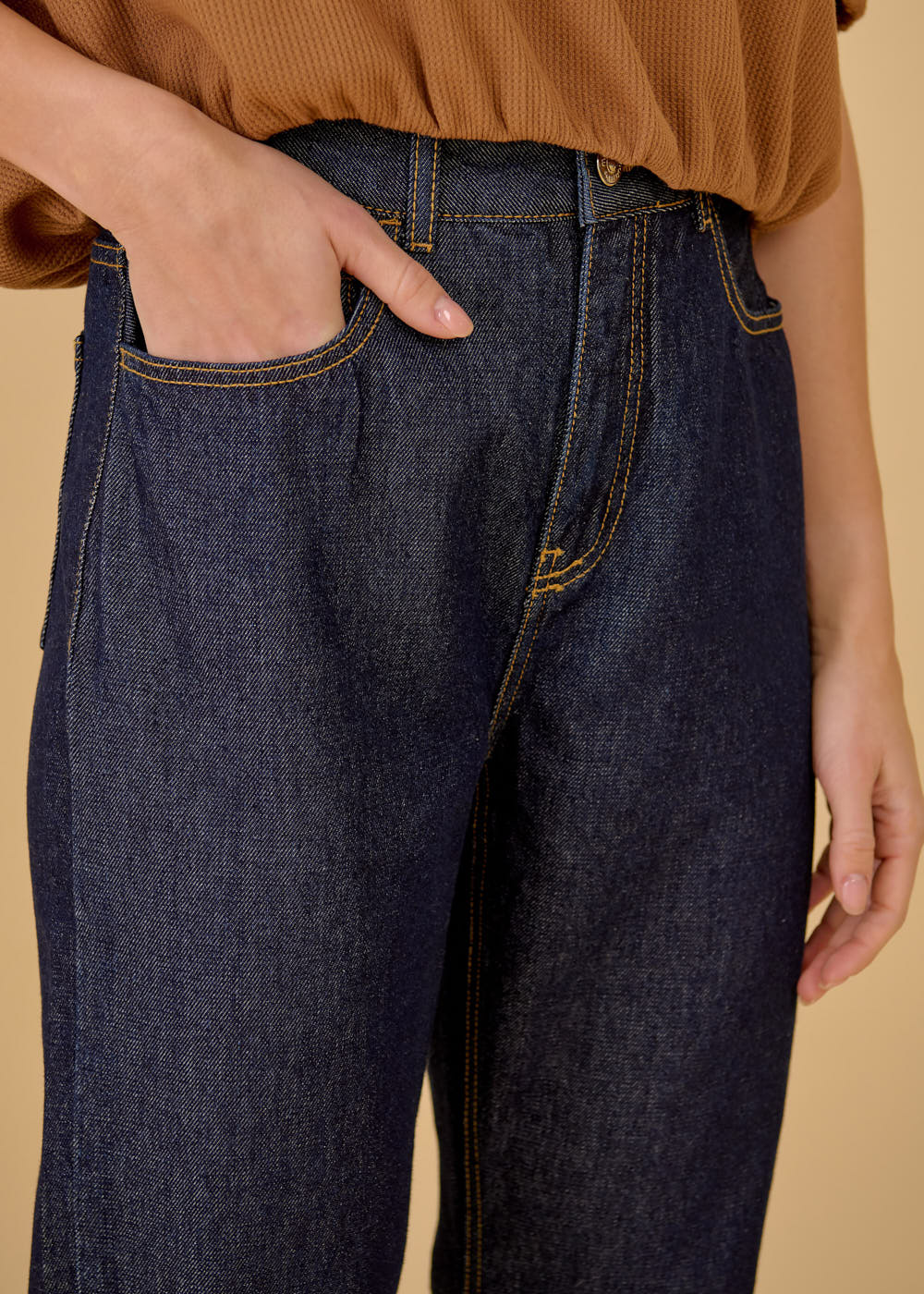 12.21.3604AMA CALÇA JEANS RETA