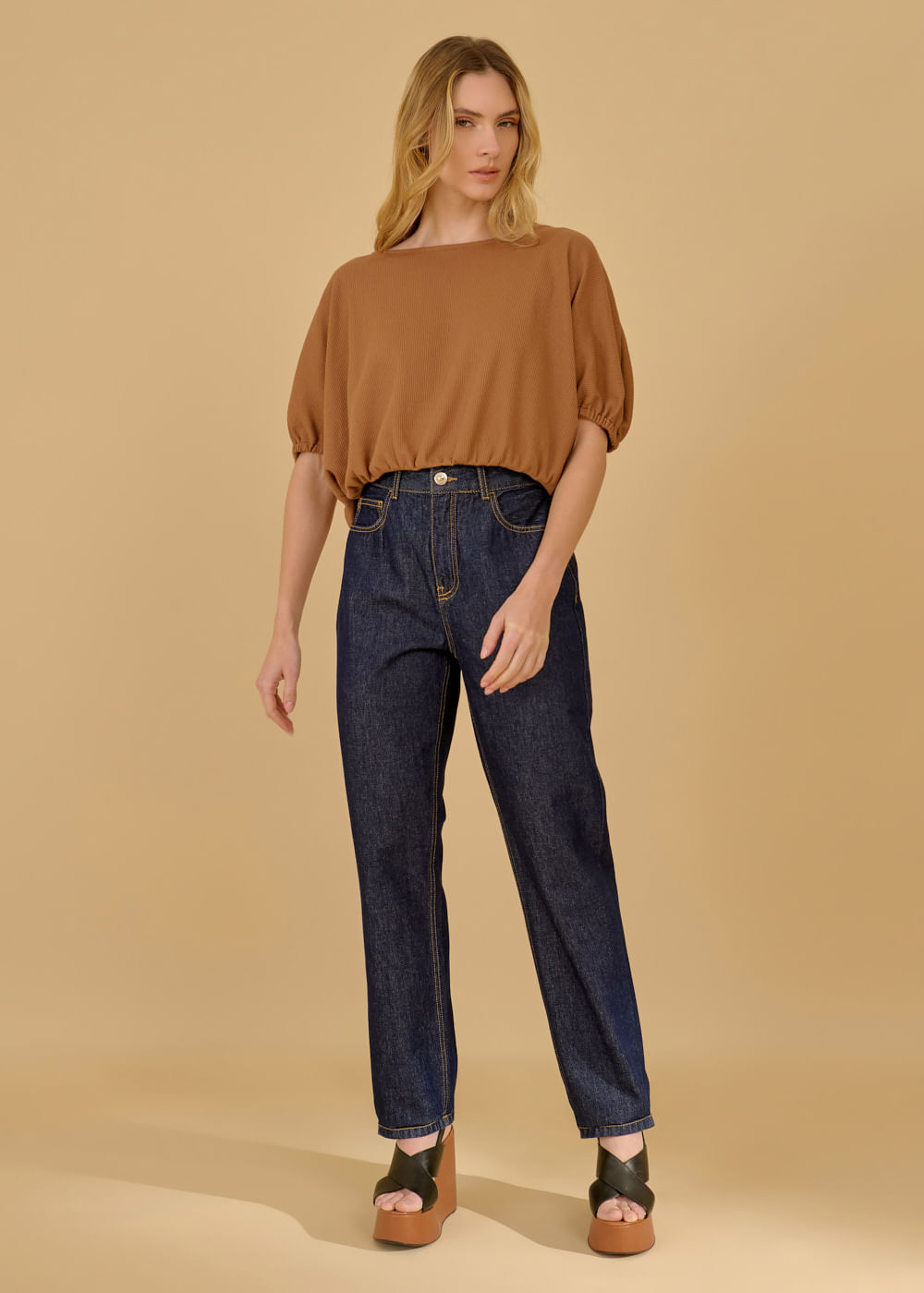 12.21.3604AMA CALÇA JEANS RETA