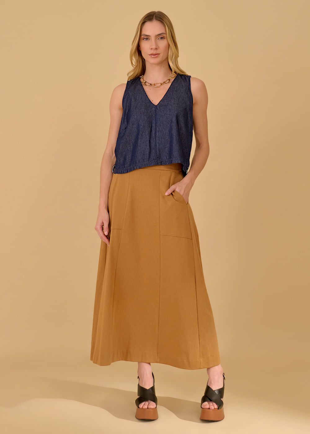 18.40.3603AMA REGATA JEANS DECOTE V