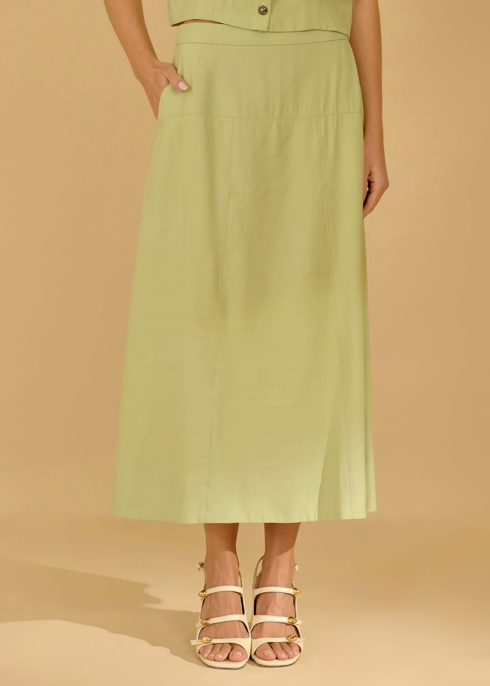 24.21.3604CPL SAIA MIDI EVASE COM NESGAS - HIGHLINE