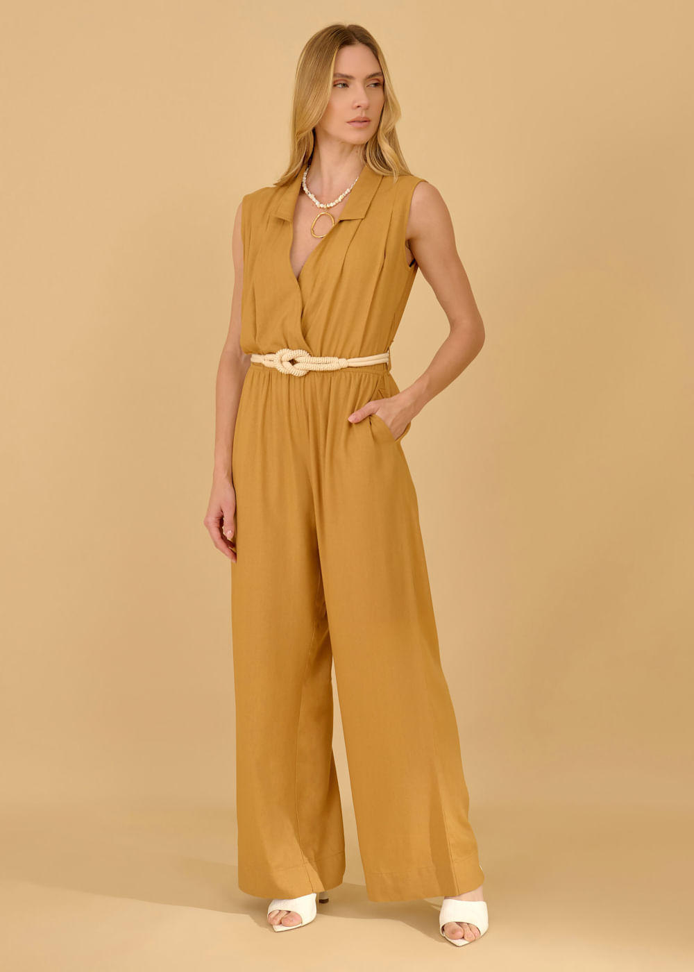 53.80.3601CLI MACACÃO UTILITÁRIO COM PREGAS