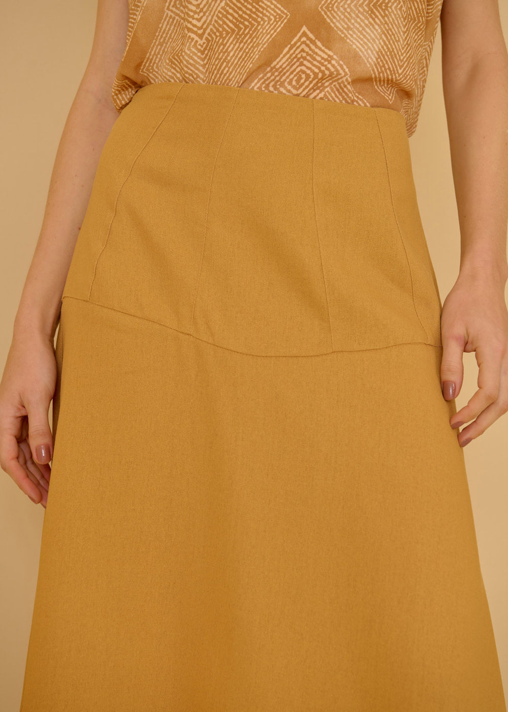 54.11.3604CLI SAIA MIDI DETALHE PALA COM RECORTES