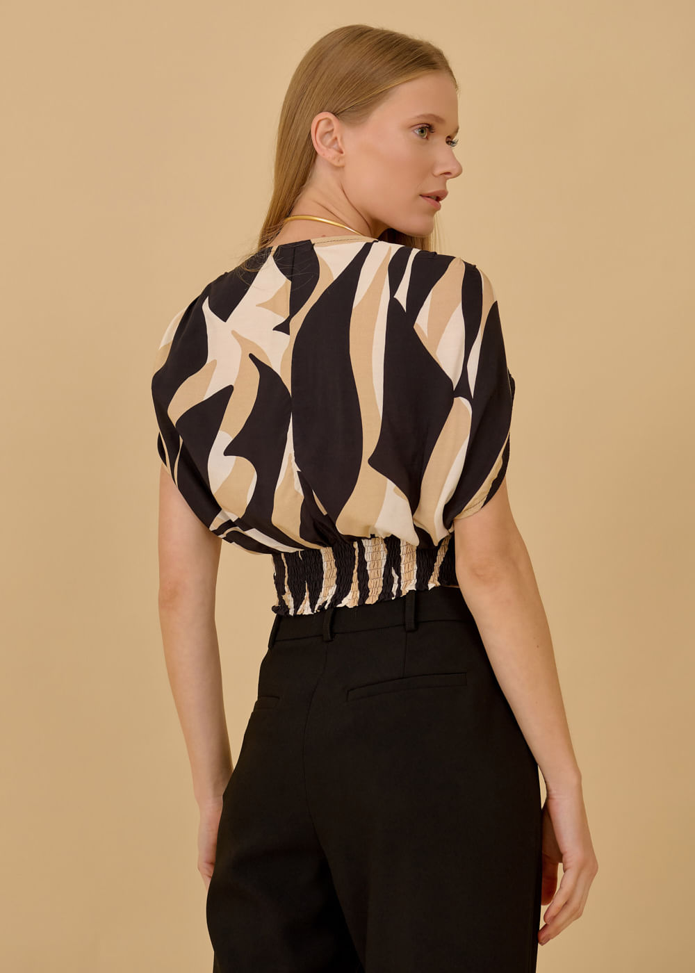 57.20.3605EST BLUSA M/C CROPPED ESTAMPA PUNTA LAGUNA