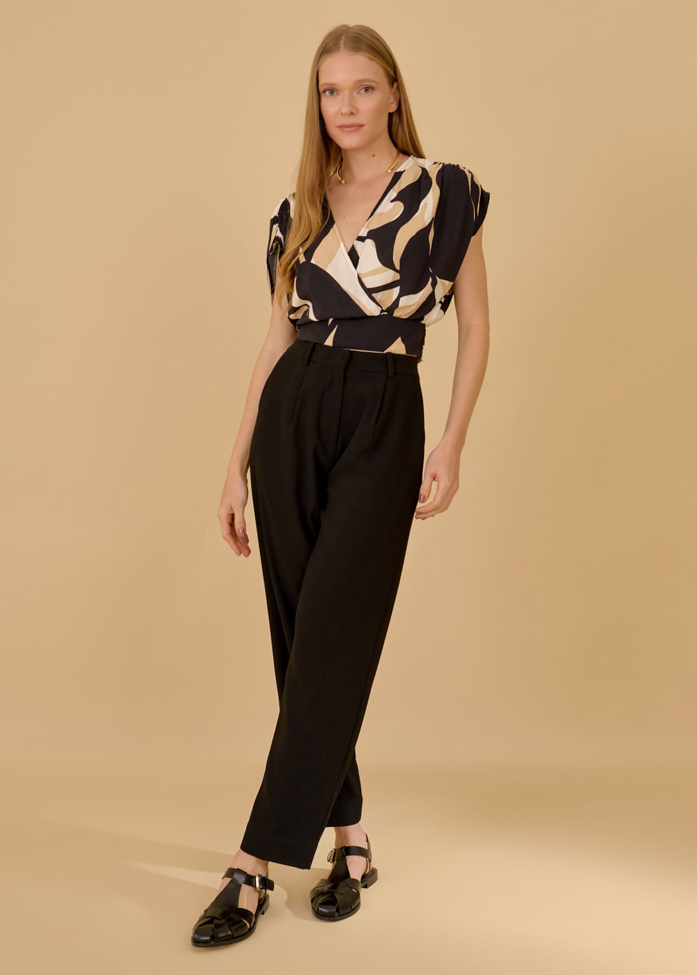 57.20.3605EST BLUSA M/C CROPPED ESTAMPA PUNTA LAGUNA
