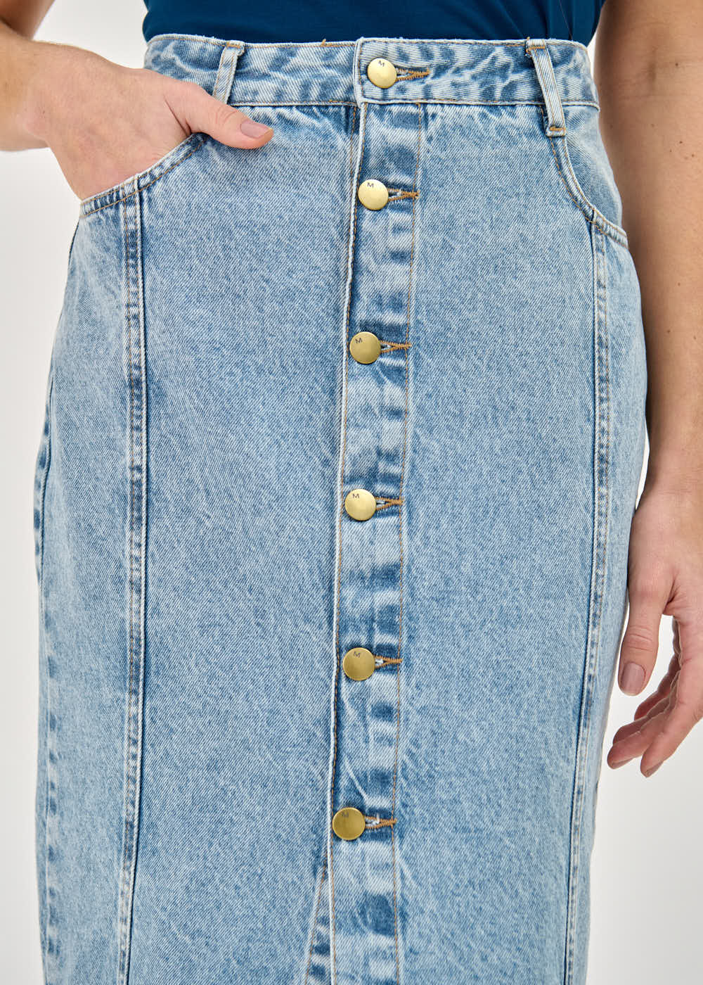 14.30.7401DEL SAIA JEANS LONGUETE COM FENDA