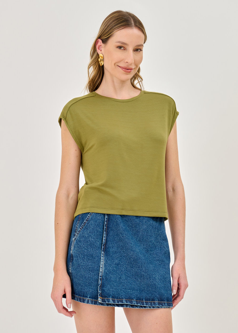 67.40.7407VDM BLUSA M/C MALHA DETALHE OMBROS