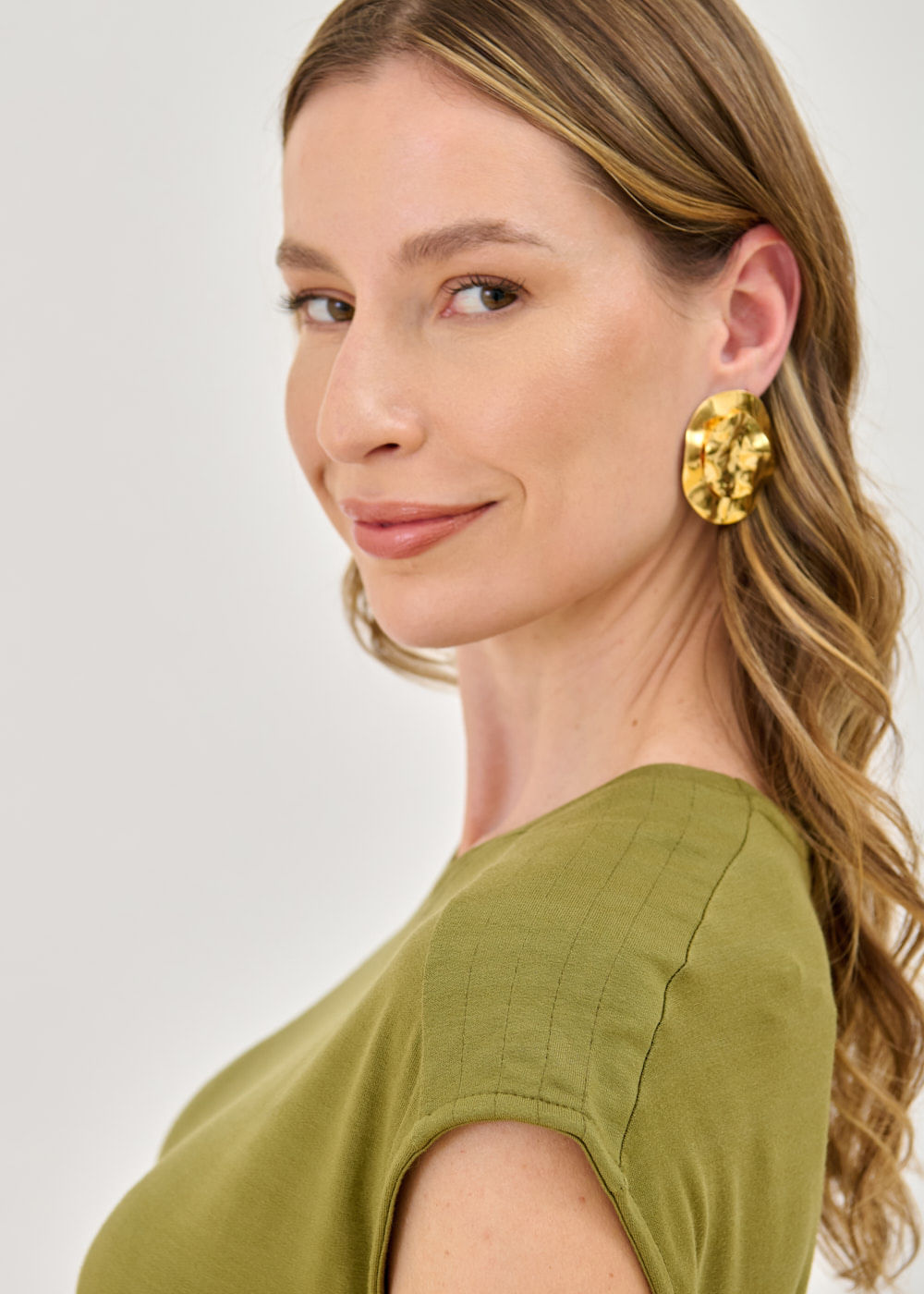 67.40.7407VDM BLUSA M/C MALHA DETALHE OMBROS