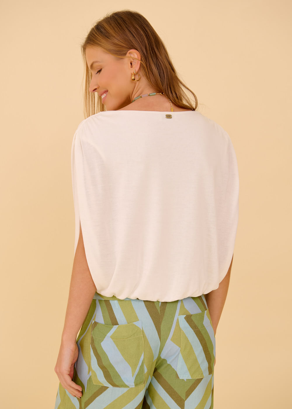 67.40.3611OFW BLUSA MALHA OMBROS FRANZIDOS