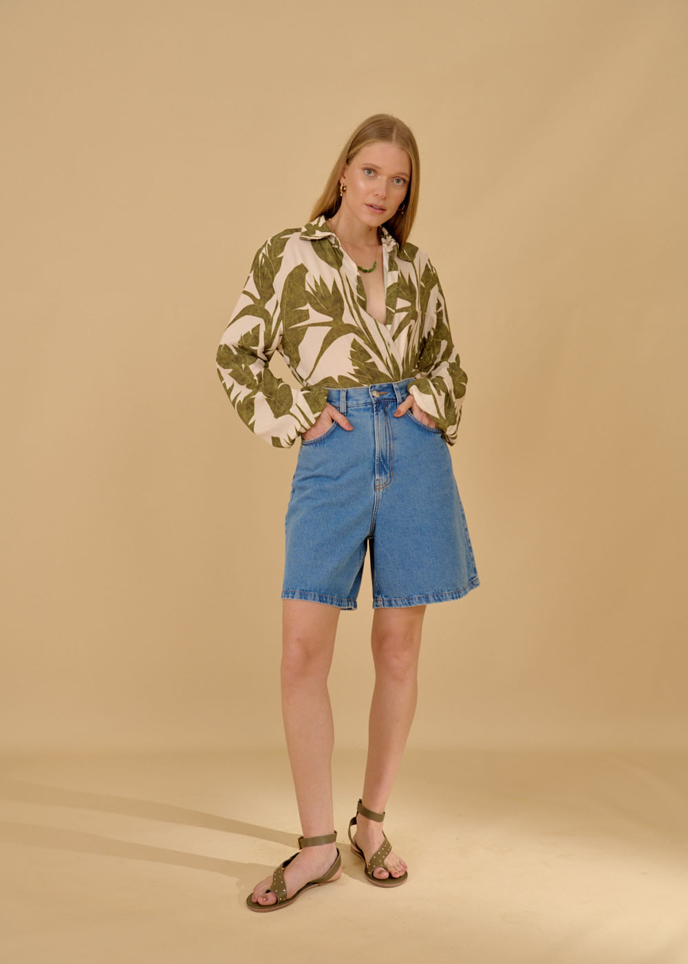 55.20.3605EST CAMISA OVERSIZED ESTAMPA DREAMLAND