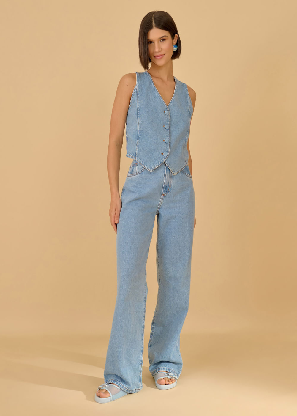 18.50.3601DEL COLETE JEANS BOTÕES FORRADOS