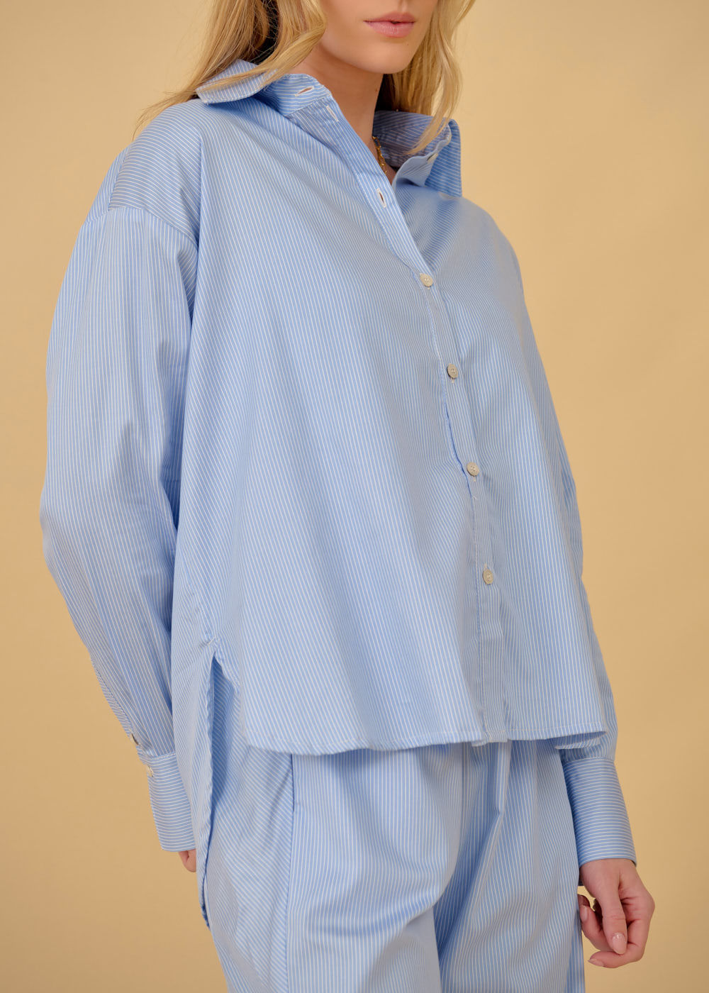 55.70.3602LIS CAMISA LISTRADA OVERSIZED