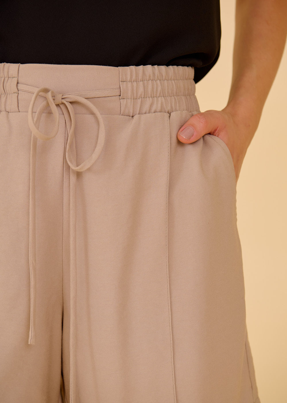 22.50.3618ARE SHORTS ALFAIATARIA DETALHADO