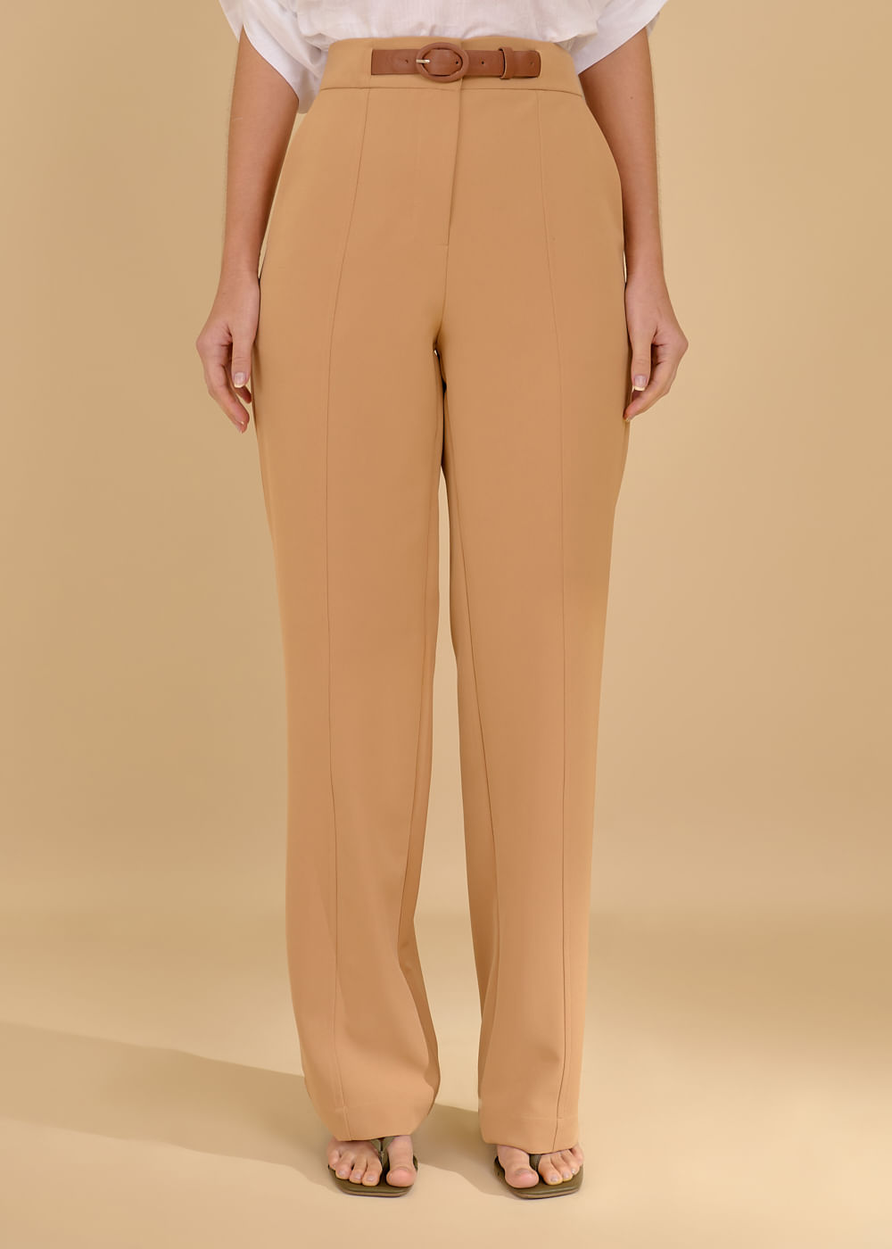 22.21.3612CAM CALÇA RETA DETALHADA ALFAIATARIA