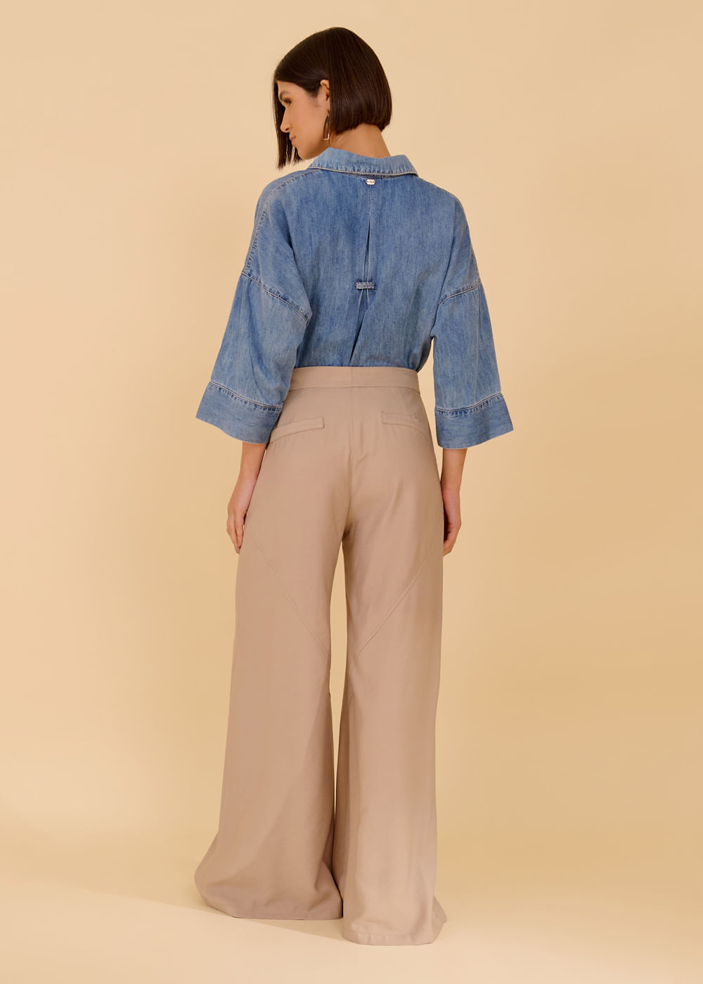 22.23.3616ARE CALÇA PANTALONA ALFAIATARIA DETALHADA