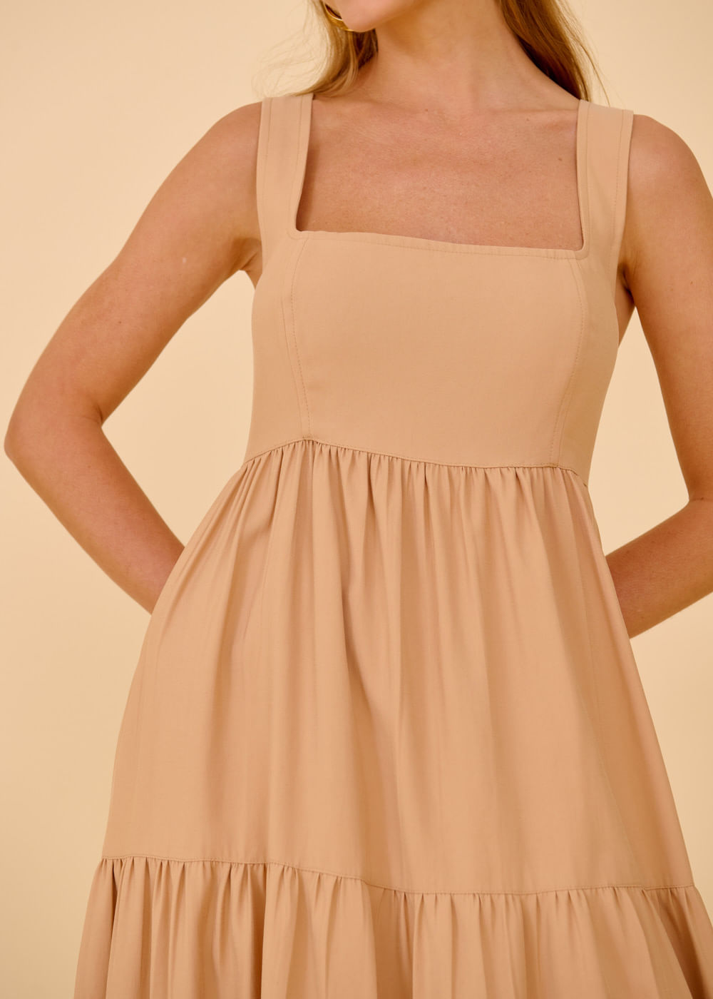 23.11.3601CLI VESTIDO MIDI DECOTE QUADRADO - HIGHLINE