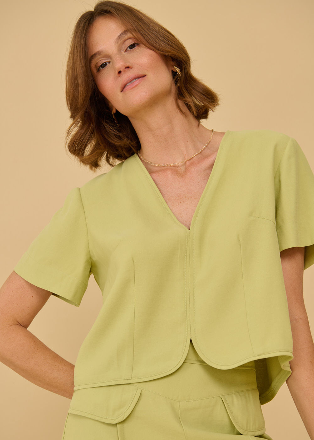 27.40.3602VPI BLUSA DECOTE V DETALHE EM GALÃO - HIGHLINE