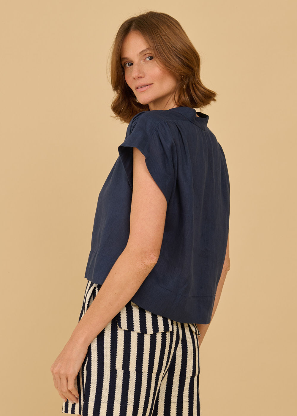 57.40.3612MAR BLUSA M/C DETALHADA OMBRO FRANZIDO