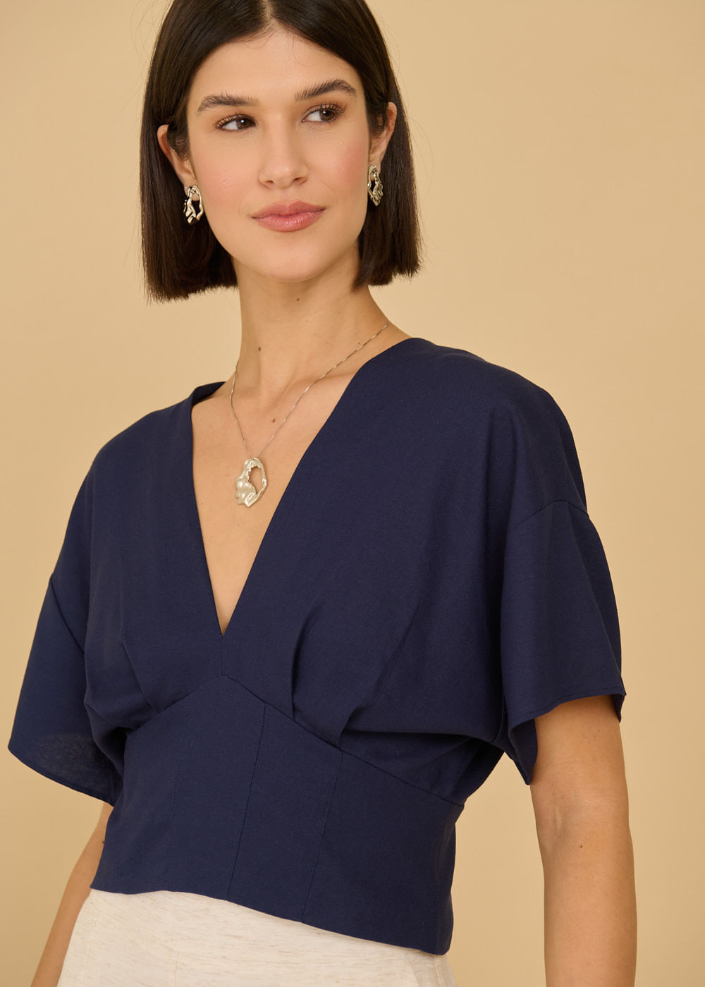 59.60.3602MAR CROPPED DECOTE V DETALHE PREGA