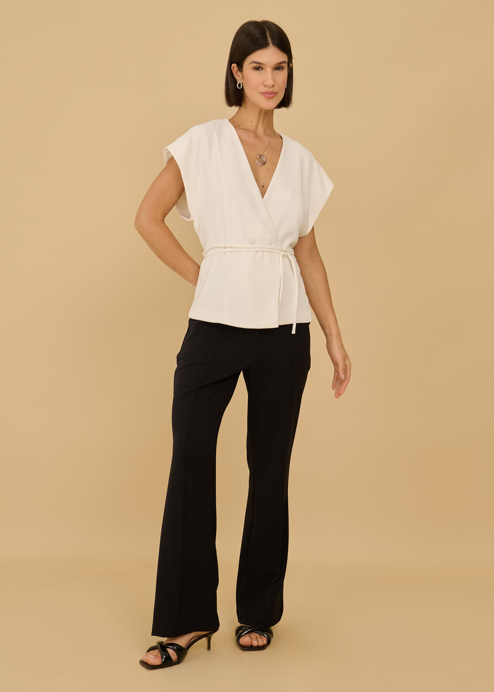 27.40.3603OFW BLUSA COM TRANSPASSE ALFAIATARIA - HIGHLINE