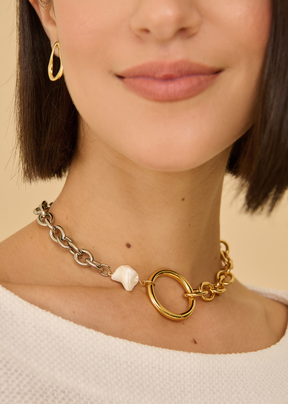 75.00.3635BIC COLAR BICOLOR COM PINGENTE MADREPÉROLA