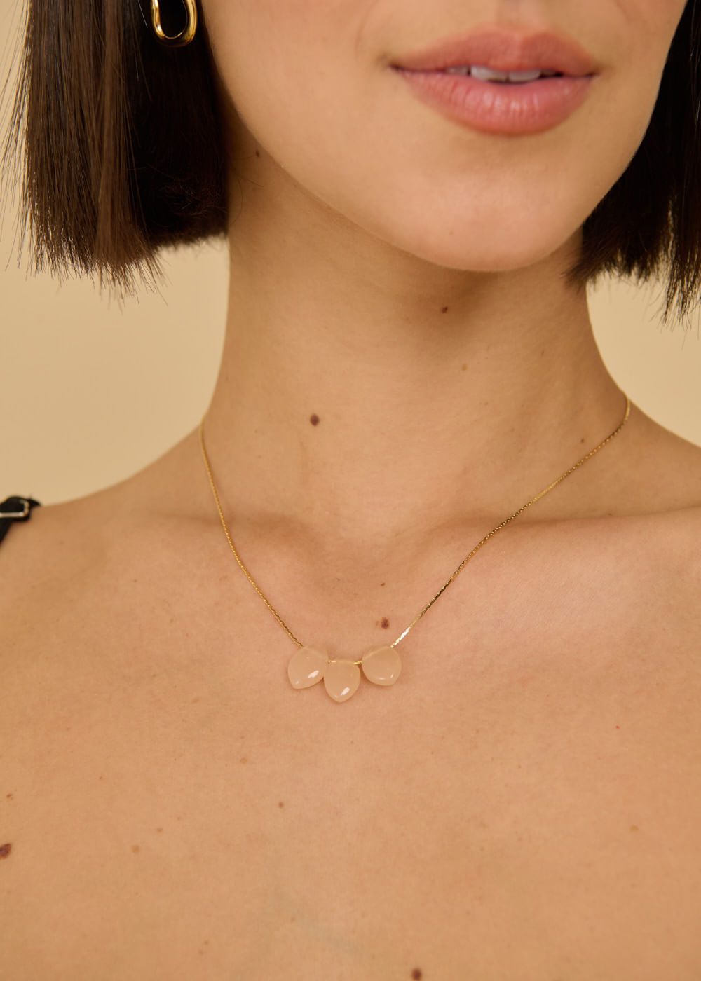 75.00.3627DOU COLAR GOTAS DE PEDRA JADE