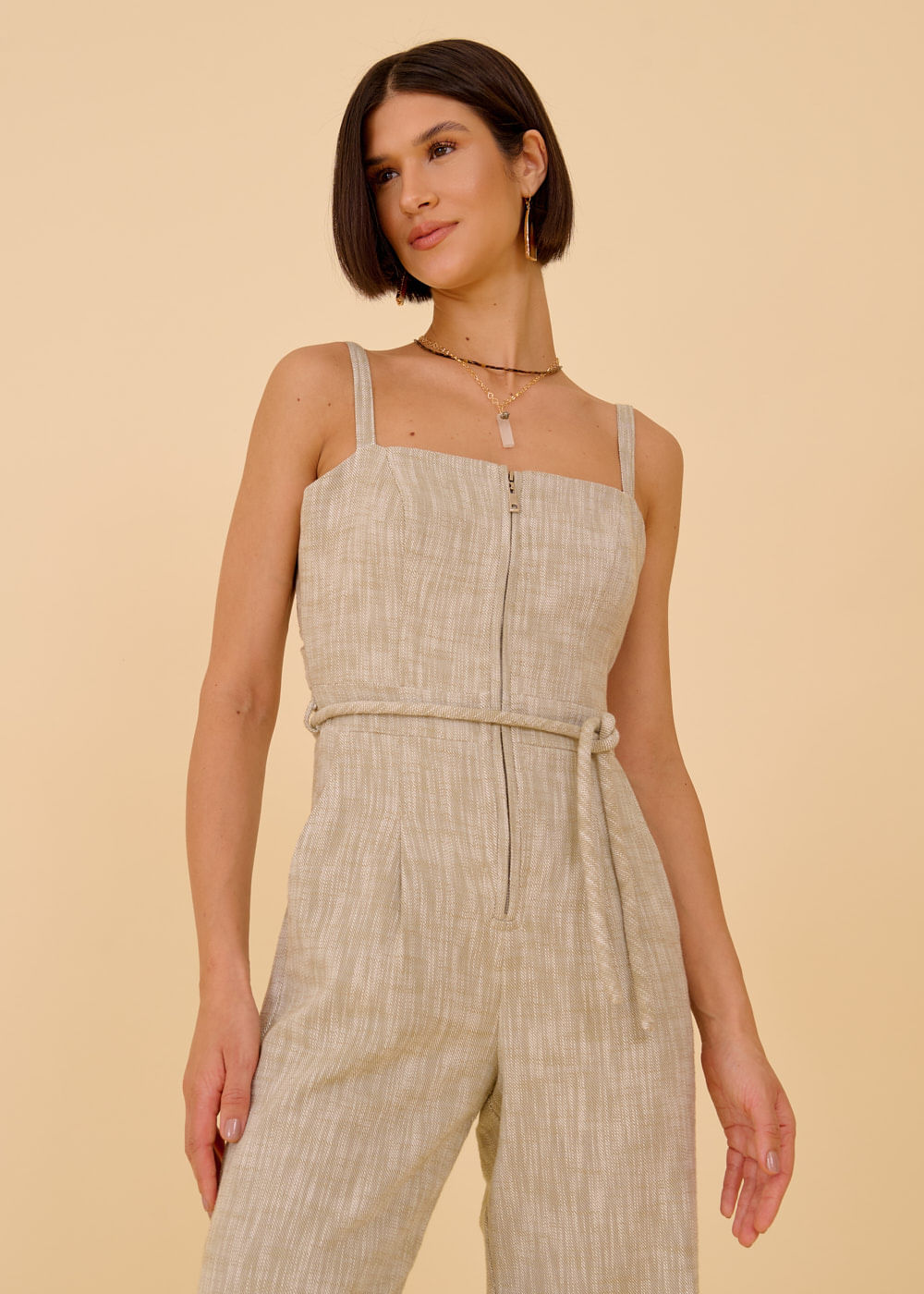 23.80.3609PST MACACÃO PANTALONA COM CINTO ROLOTÊ - HIGHLINE