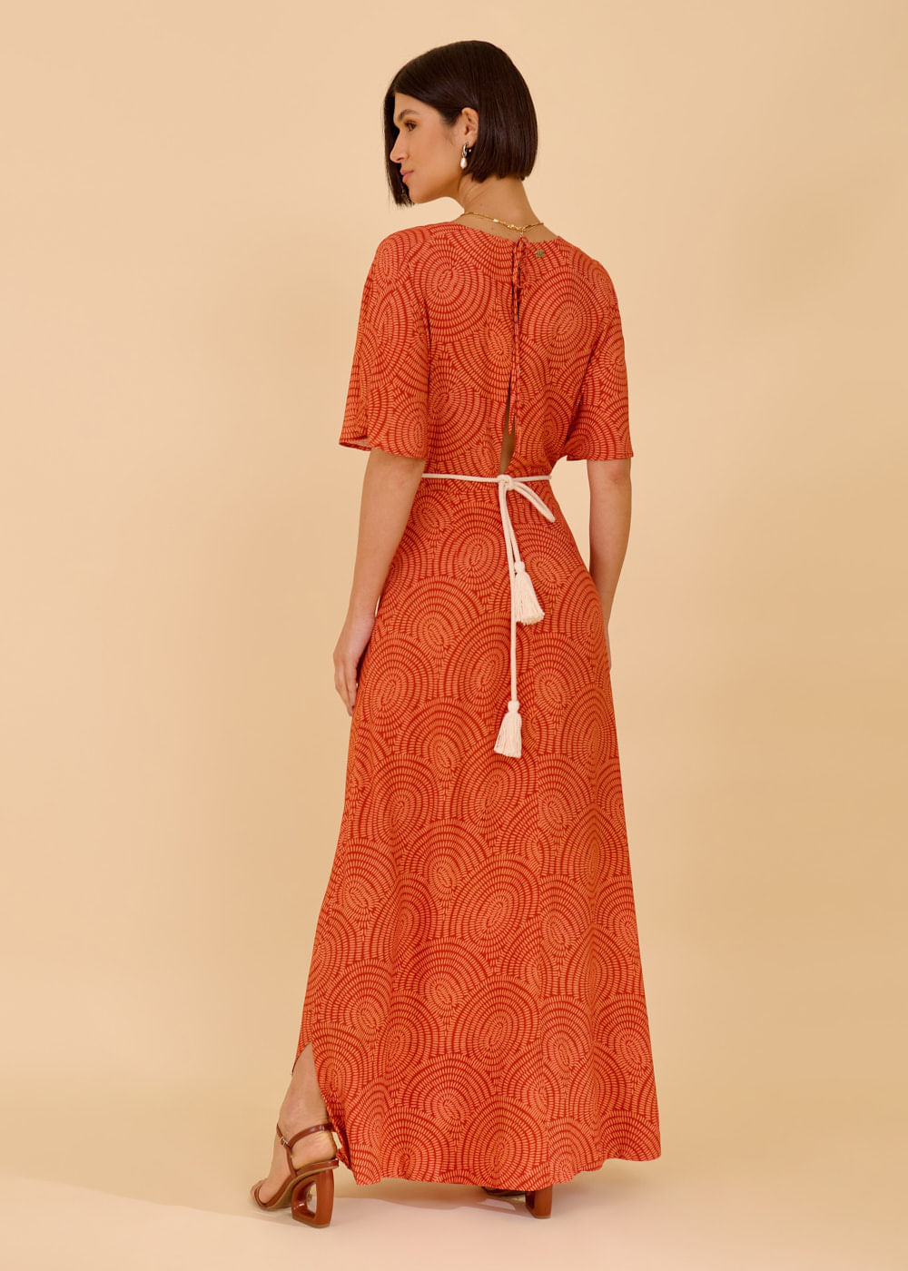 53.52.3601EST VESTIDO LONGUETE ESTAMPA NATURAL CIRCLES