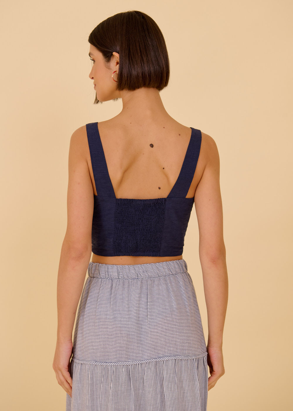 59.60.3608ALM CROPPED RECORTES DECOTE V