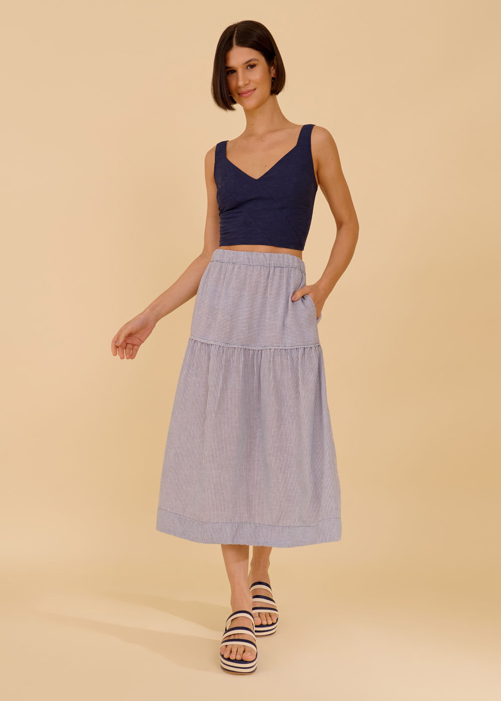 59.60.3608ALM CROPPED RECORTES DECOTE V