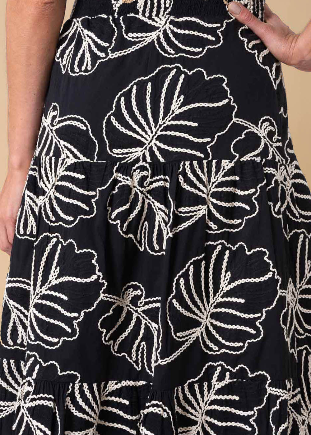 54.11.3613PTO SAIA MIDI DETALHADA BORDADA