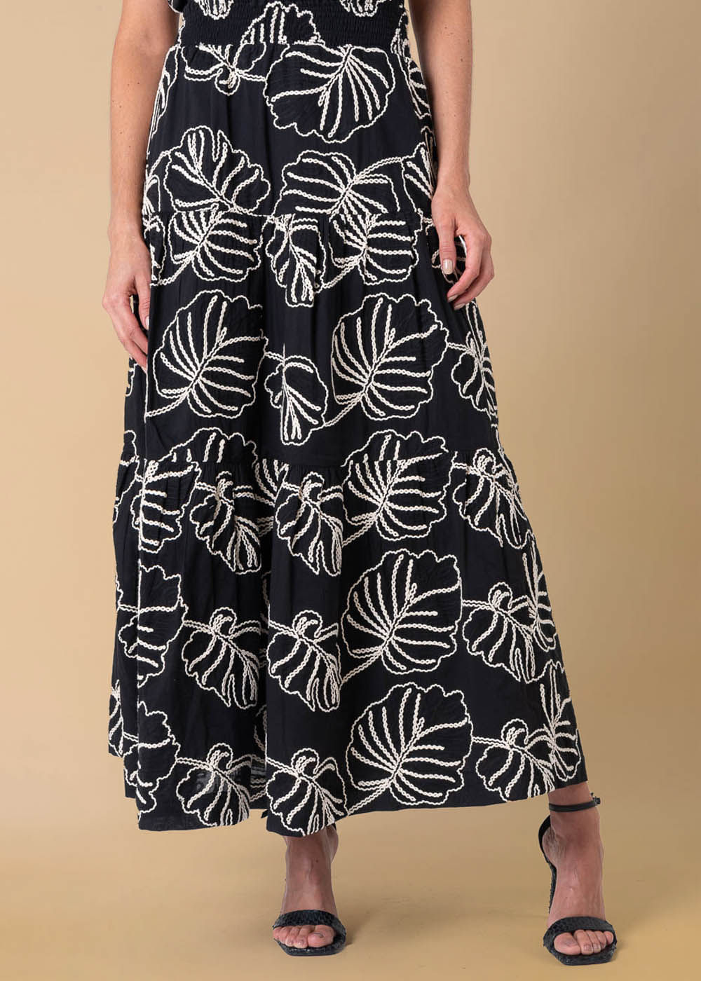 54.11.3613PTO SAIA MIDI DETALHADA BORDADA