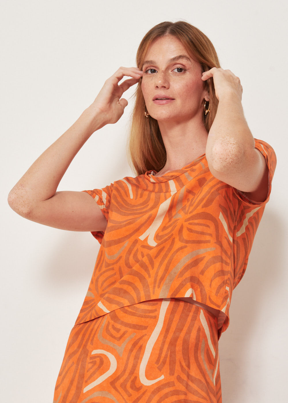 57.20.3216EST BLUSA M/C ESTAMPA SER