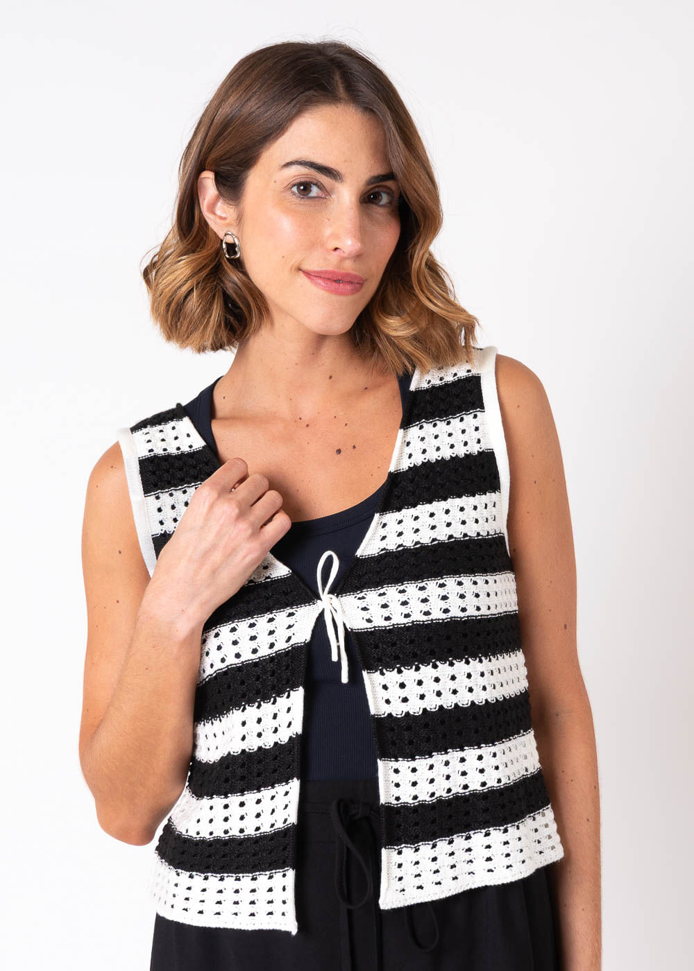 48.50.3401BIC COLETE BICOLOR DECOTE V