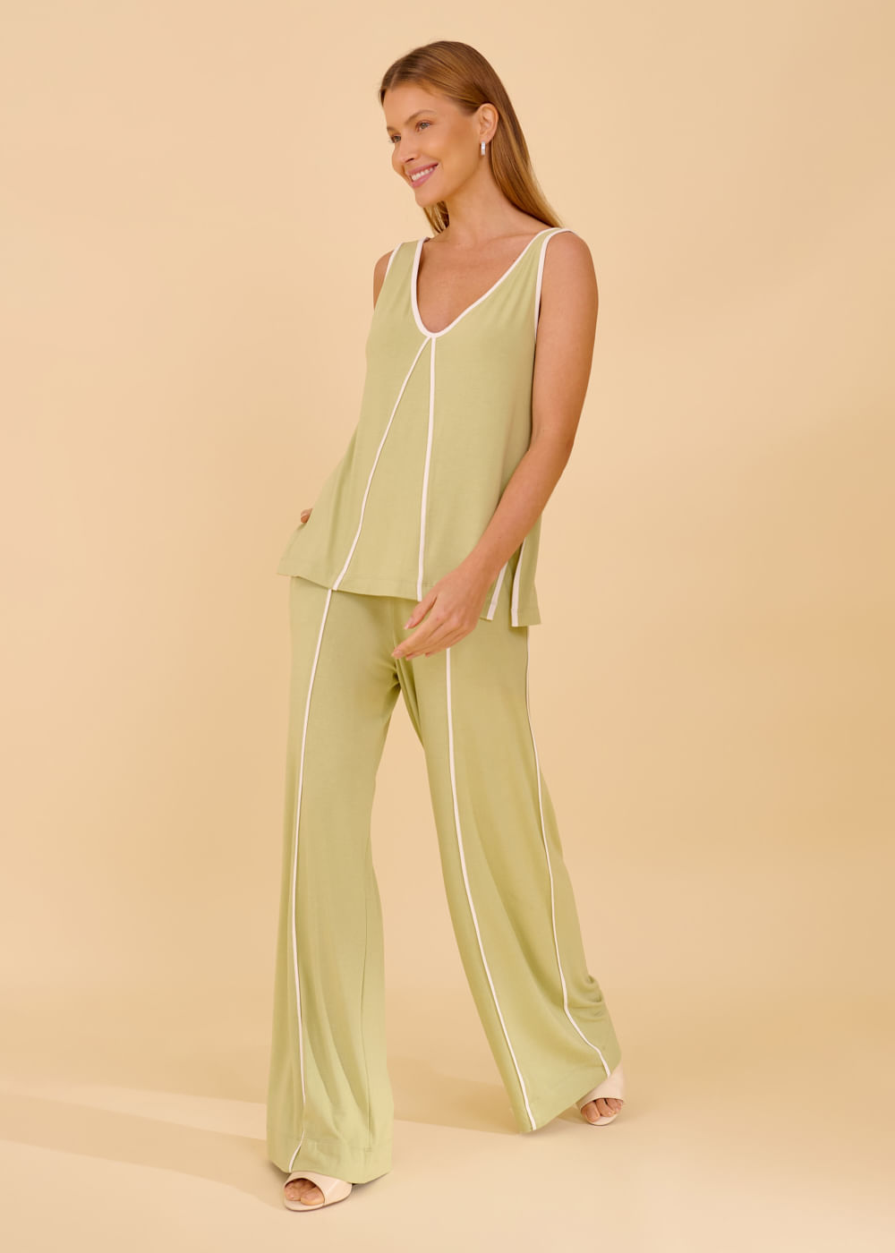 62.30.3611CPL CALÇA MALHA COM DETALHES EM VIVO