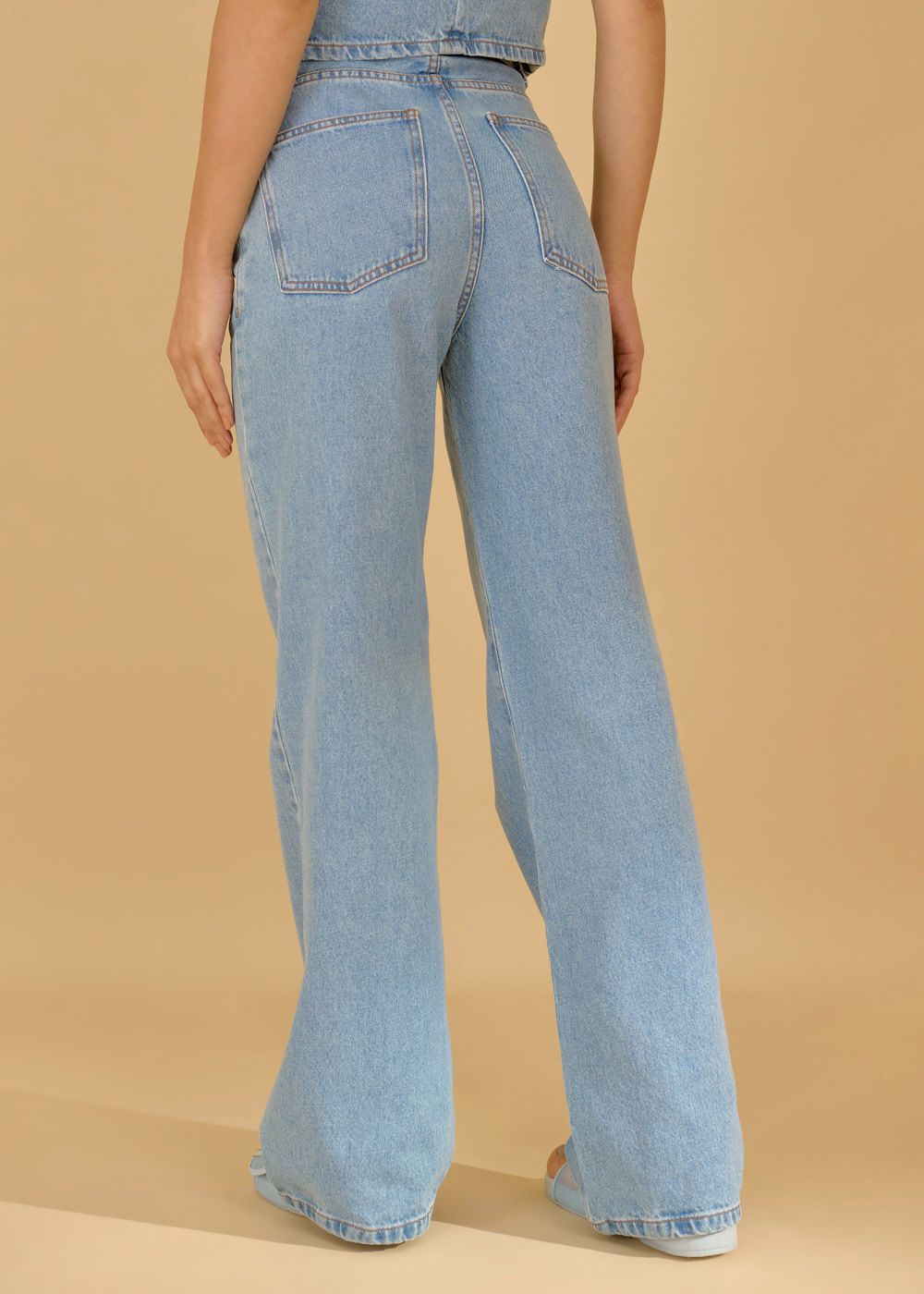 12.25.3601DEL CALÇA JEANS WIDE LEG BOTÃO FORRADO