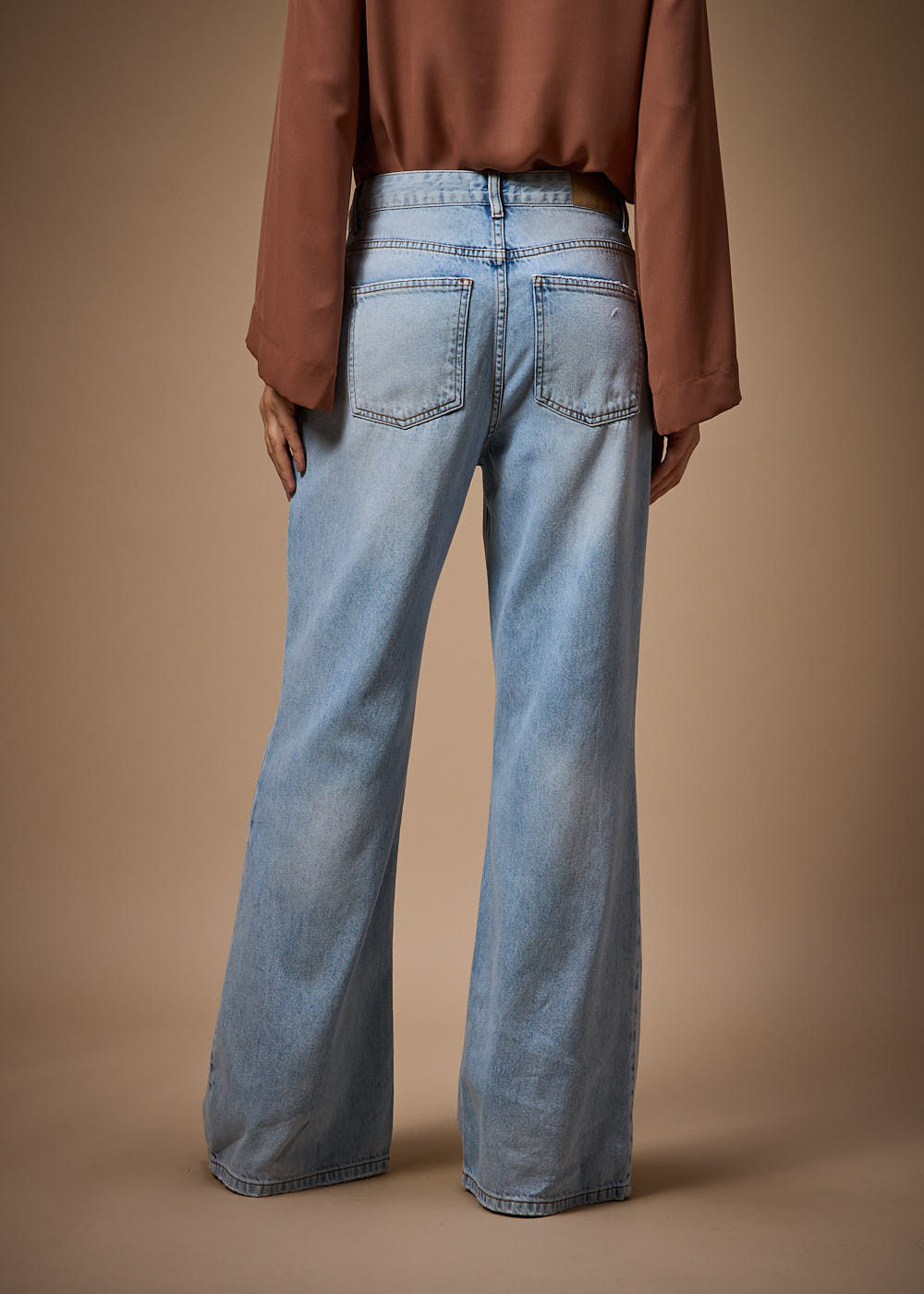 12.22.3702DEL CALÇA JEANS BOOTCUT FIVE POCKETS