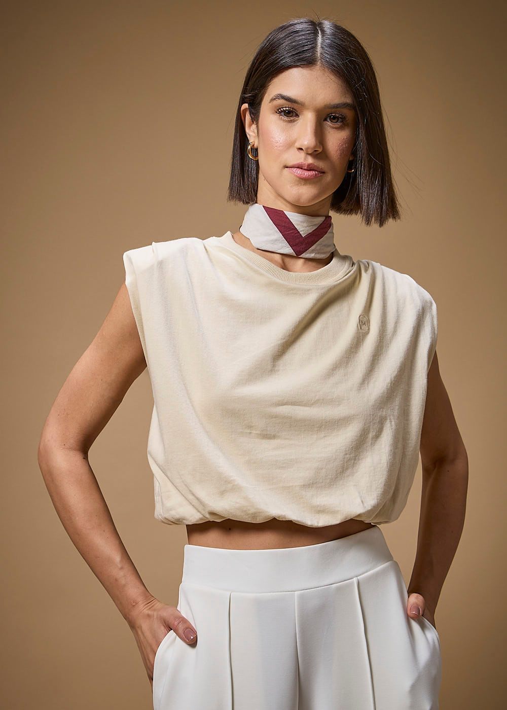 68.40.3706ARE REGATA BALONÊ DETALHE BORDADO