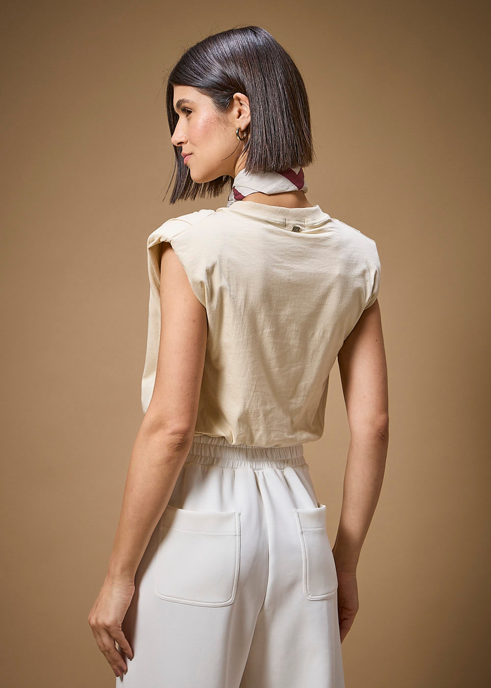 68.40.3706ARE REGATA BALONÊ DETALHE BORDADO