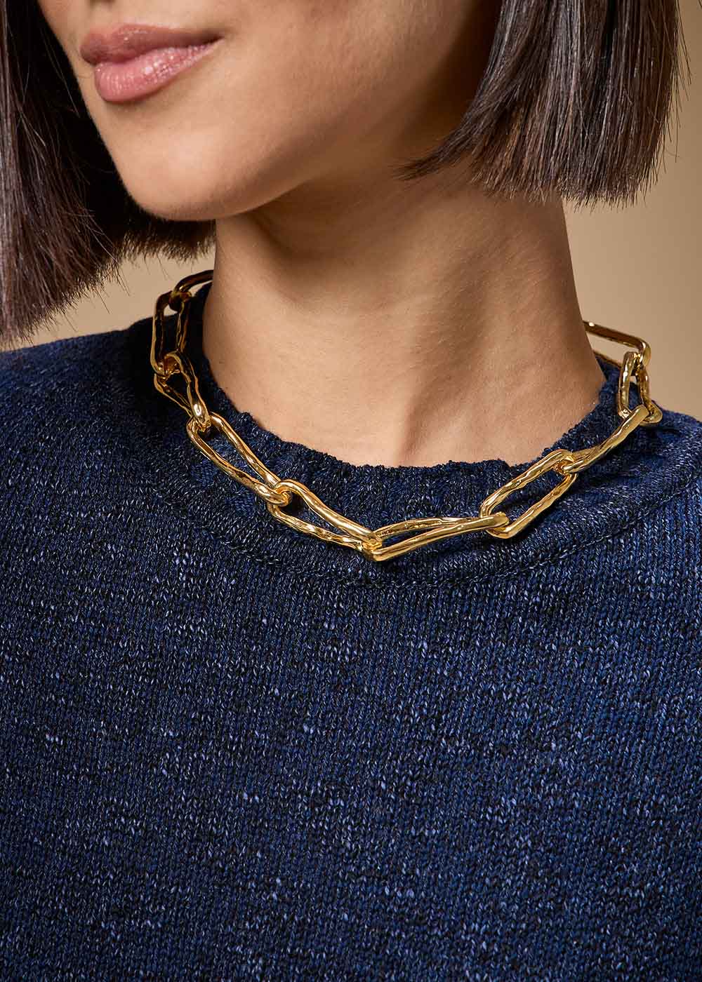 75.00.3746DOU COLAR ELOS ORGÂNICOS