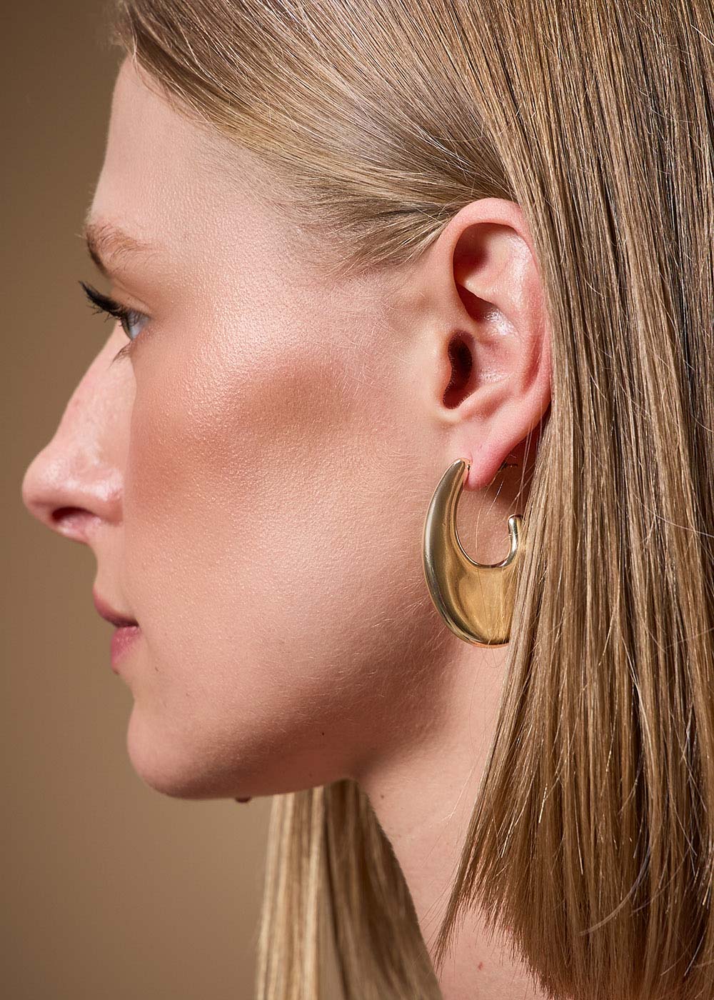 75.40.3709DOU BRINCO GOTA ARQUEADA