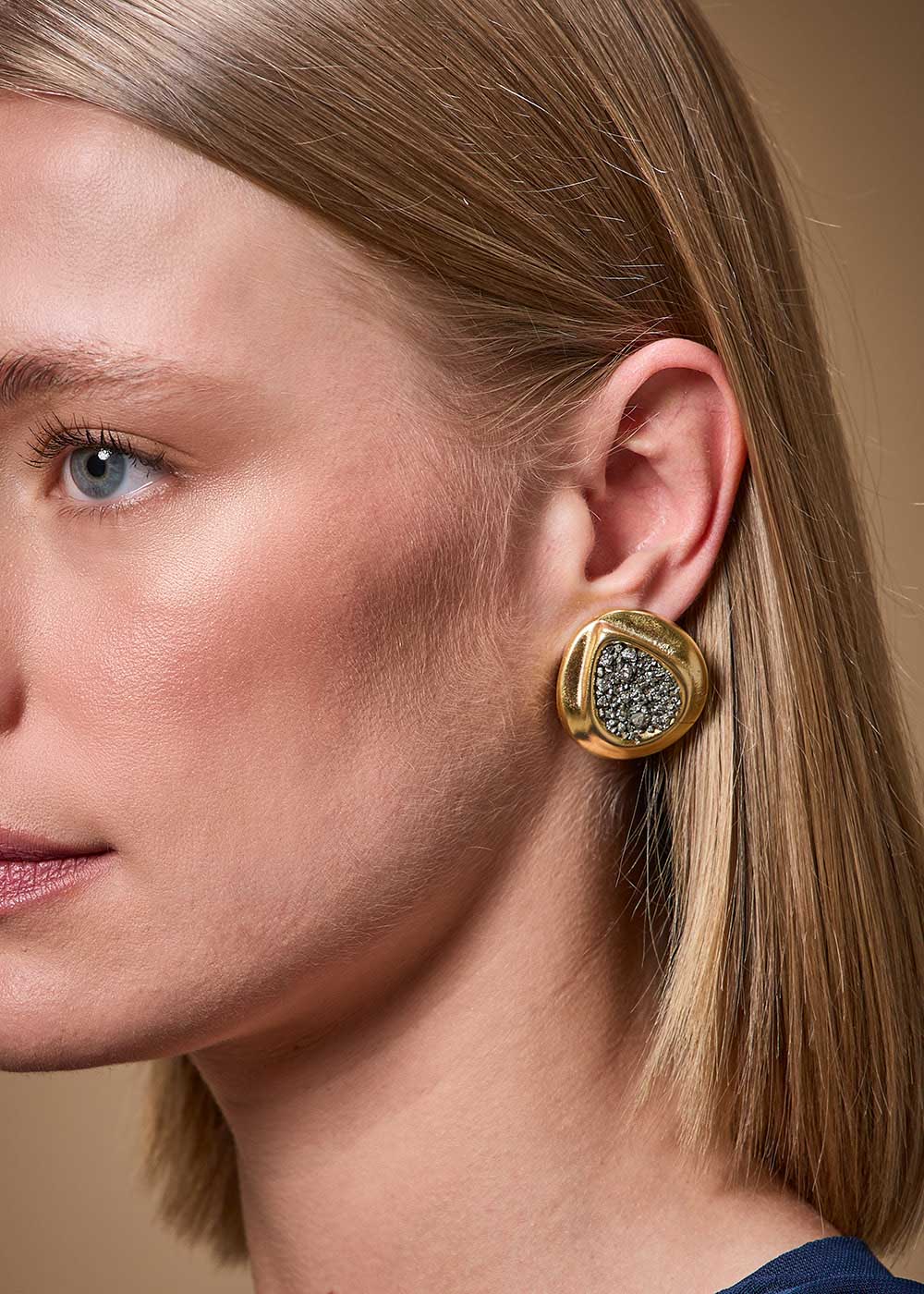 75.40.3717DOU BRINCO GOTA PIRITA