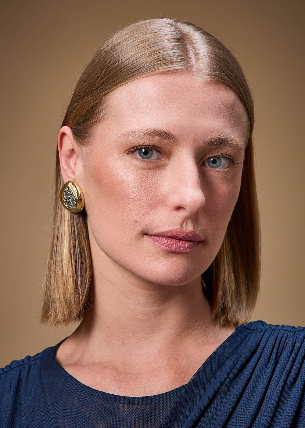 75.40.3717DOU BRINCO GOTA PIRITA