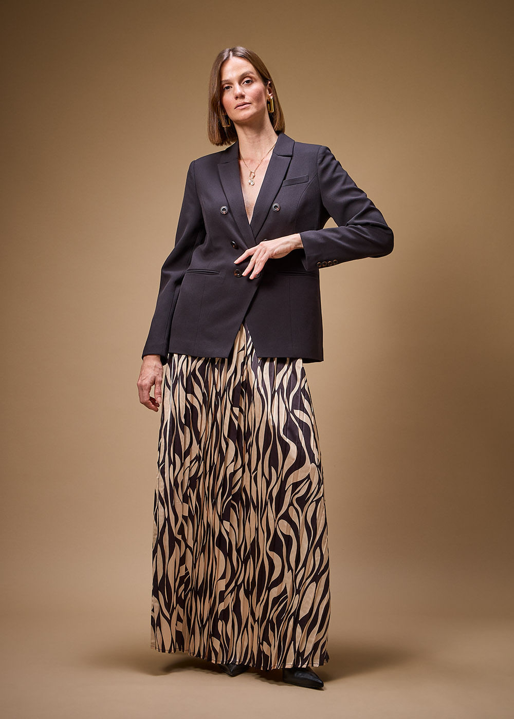 54.20.3701EST SAIA LONGA PLISSADA ESTAMPADA