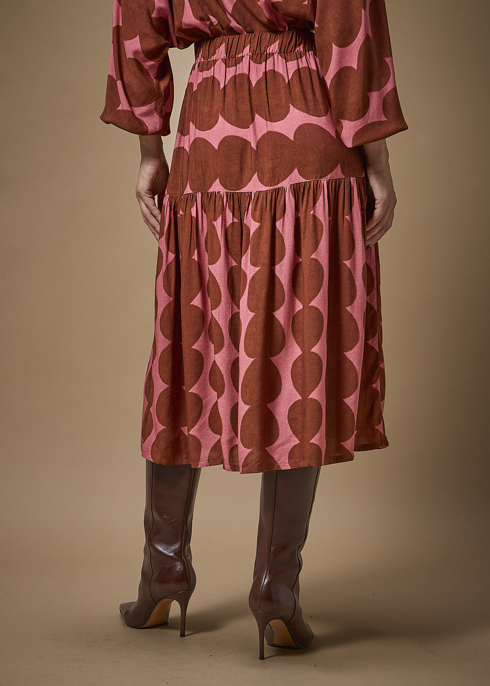 54.21.3701LOT SAIA MIDI PALA LARGA ESTAMPA TÓQUIO